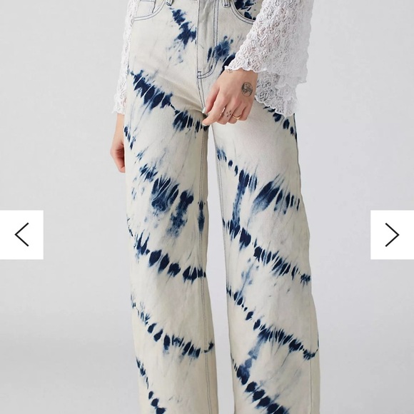 BDG Bleached High & Wide Jeans Cream Blue Tie Dye size 27 - Picture 4 of 14